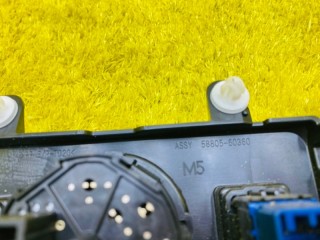 кнопка включения 4WD, ориг. номер 4911, 84223-60090, TOYOTA LAND CRUISER PRADO
