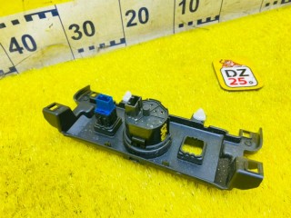 кнопка включения 4WD, ориг. номер 4910, 84223-60090, TOYOTA LAND CRUISER PRADO
