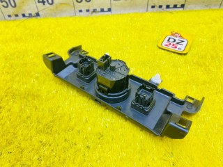 кнопка включения 4WD, ориг. номер 5043, 84223-60090, TOYOTA LAND CRUISER PRADO