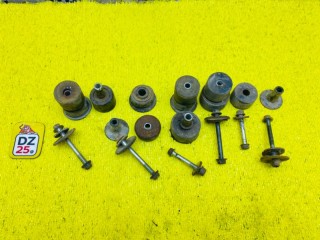подушка кузова, ориг. номер 5471, MN117459, MR144985, MN117458, MB115178, MB513384, MITSUBISHI L200