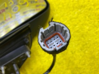 уши, ориг. номер 5604, MQ711756, MQ711757, 96302JX03C, NISSAN NV200 2009-2026