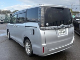 кнопка включения обогрева стекла, ориг. номер 5553, 8487135010, TOYOTA VOXY