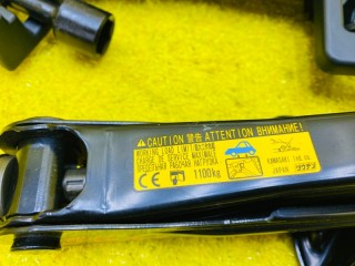 поддомкратник/ домкрат, ориг. номер 0911133030, 5530, 6477776010, LEXUS CT200H