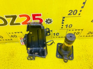 поддомкратник/ домкрат, ориг. номер 5660, 0911160120, TOYOTA LAND CRUISER 2007-2012