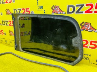 стекло собачника, ориг. номер 5662, 6271060751A0, 6271060751, TOYOTA LAND CRUISER/LAND CRUISER CYGNUS/LX470