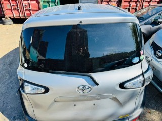 дверь 5я, ориг. номер 5793, 6700552E60, TOYOTA SIENTA