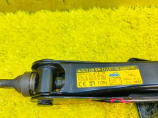 поддомкратник/ домкрат, ориг. номер 0911133030, 5667, TOYOTA WISH