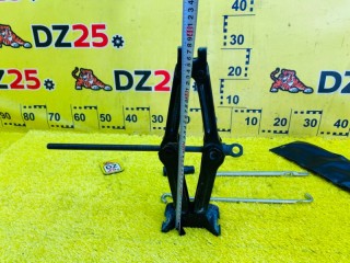 поддомкратник/ домкрат, ориг. номер 0911133030, 5667, TOYOTA WISH