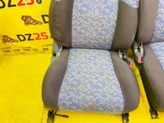 СИДЕНИЕ ПАРА, ориг. номер 5668, TOYOTA RAV4 1994-1997