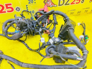 коса под капот, ориг. номер 5676, 32200TABZ006, HONDA STEP WAGON SPADA