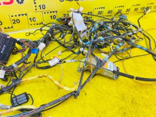коса под торпеду, ориг. номер 5683, 82141-44310, 82131-44691, TOYOTA NADIA 1998-2001