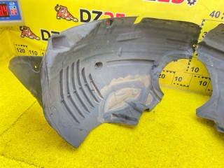 подкрылок, ориг. номер A2126903030, A2126900130, 5699, Mercedes-Benz E-CLASS 2006-2009