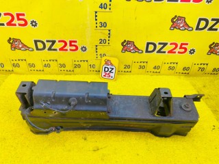 подножка, ориг. номер 5695, MR393920, MR271073, MITSUBISHI DELICA 1997-2007
