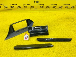 накладка на торпеду, ориг. номер A2128300285, A2129005902, 5699, A212690646, Mercedes-Benz E-CLASS 2006-2009