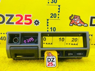 консоль магнитофона, ориг. номер 5541290K0213, 5693, TOYOTA LAND CRUISER PRADO 1987-1996