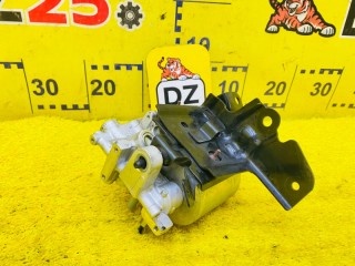 блок abs, ориг. номер 47070-52020, 5703, 47070-52010, TOYOTA SIENTA 2011-2015