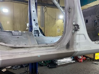 порог кузова, ориг. номер 61311-52070, 5734, 5382116010, TOYOTA SUCCEED