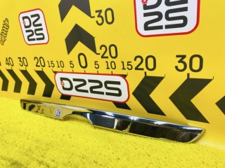 накладка на дверь багажника, ориг. номер 5722, 7680112D40, TOYOTA COROLLA FIELDER 2012-2016
