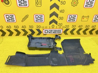 крепление аккумулятора, ориг. номер 5762, 5Q0915411E, VOLKSWAGEN PASSAT 2011-2015