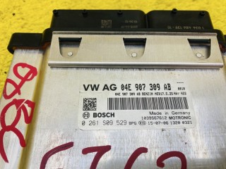 блок управления двс, ориг. номер 5762, 04E906027CE, 04E907309AB, VOLKSWAGEN PASSAT 2011-2015