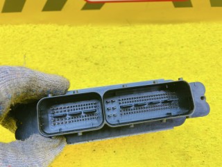 блок управления двс, ориг. номер 5762, 04E906027CE, 04E907309AB, VOLKSWAGEN PASSAT 2011-2015