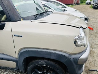 крыло SUZUKI XBEE, 5799
