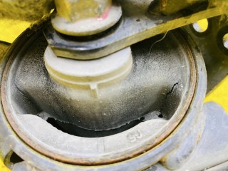 подушка двигателя, ориг. номер 1237137350, 5700, TOYOTA ESQUIRE 2014-2017