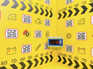 защита радиатора, ориг. номер 5793, 53289-52100, 5328752020, 5328852250, 5328552500, 5328652420, TOYOTA SIENTA