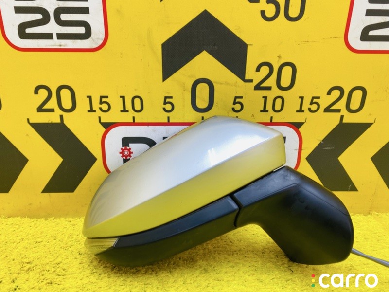 5793, 8791052F30 уши TOYOTA SIENTA - фото №1