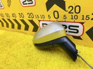 уши, ориг. номер 5793, 8791052F30, TOYOTA SIENTA