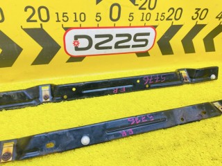 Кронштейн порога, ориг. номер 7693168010, 7693368010, 5776, TOYOTA WISH