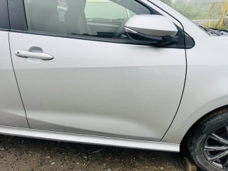дверь боковая, ориг. номер 5803, 67001K0010, TOYOTA YARIS 2017-2020