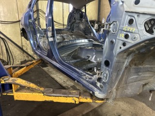 порог кузова SUBARU XV, 5777