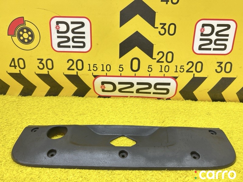 пластик замка багажника NISSAN NV200 2009-2026, 84992JX00A, фото 1