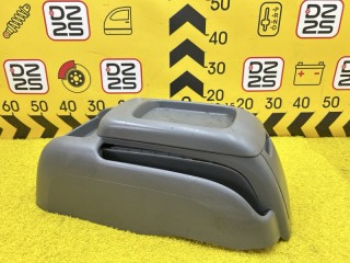 бардачок между сиденьями TOYOTA HIACE 2004-2010, 5729