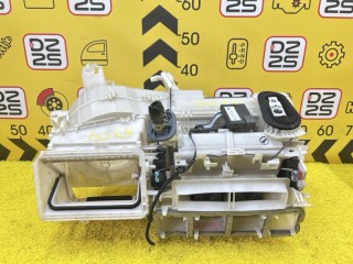 печка салона LEXUS CT200H, 5704