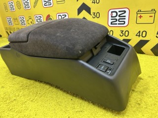 бардачок между сиденьями TOYOTA HIACE 1989-2004, левый руль, 5731