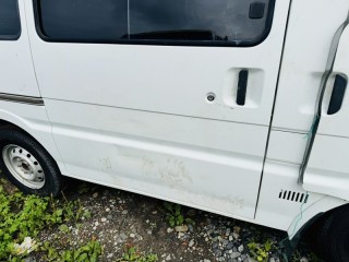 дверь боковая, ориг. номер 5818, 82100HA002, NISSAN VANETTE 1999-2017