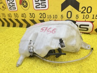 бачок стеклоомывателя, ориг. номер 8531526100, 5756, TOYOTA HIACE 2004-2010