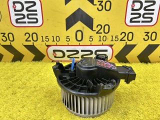 мотор печки TOYOTA HIACE 1995-2006, 5755
