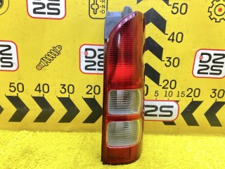 стоп-сигнал TOYOTA HIACE 2004-2010, 26-120