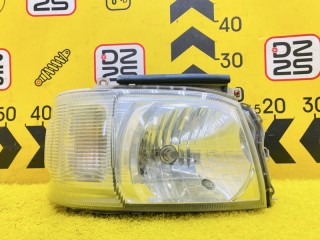 фара TOYOTA HIACE 1995-2006, 26-117