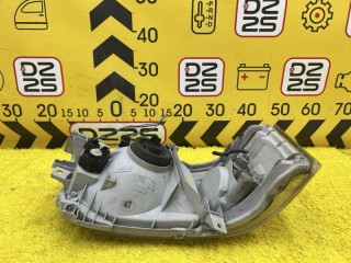 фара TOYOTA HIACE 2004-2010, 26-117