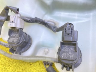 бачок стеклоомывателя, ориг. номер 8531526100, 5759, TOYOTA HIACE 2004-2010