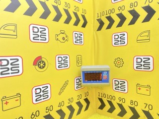 блок предохранителей, ориг. номер 5760, 8273042190, TOYOTA RAV4 2005-2008