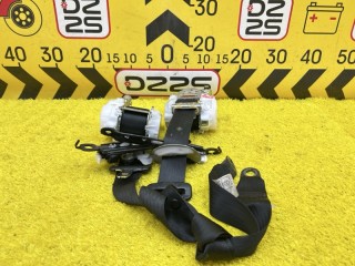 ремень безопасности ПАРА ПЕРЕД LEXUS CT200H, 5708