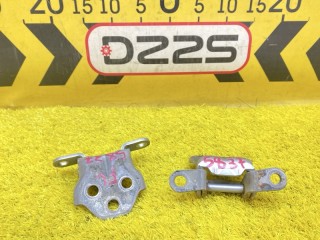петля дверная TOYOTA HIACE 2004-2010, 6871026020