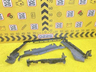 Дефлектор радиатора Mercedes-Benz E-CLASS 2013-2017, OM654DE20LL, A2135050130