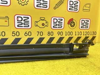 накладка на порог, ориг. номер DFR551P41, 5844, DFR5-51P41-K3006, MAZDA CX-30 2019-2026