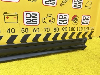 накладка на порог MAZDA CX-30 2019-2026, DFR551P51